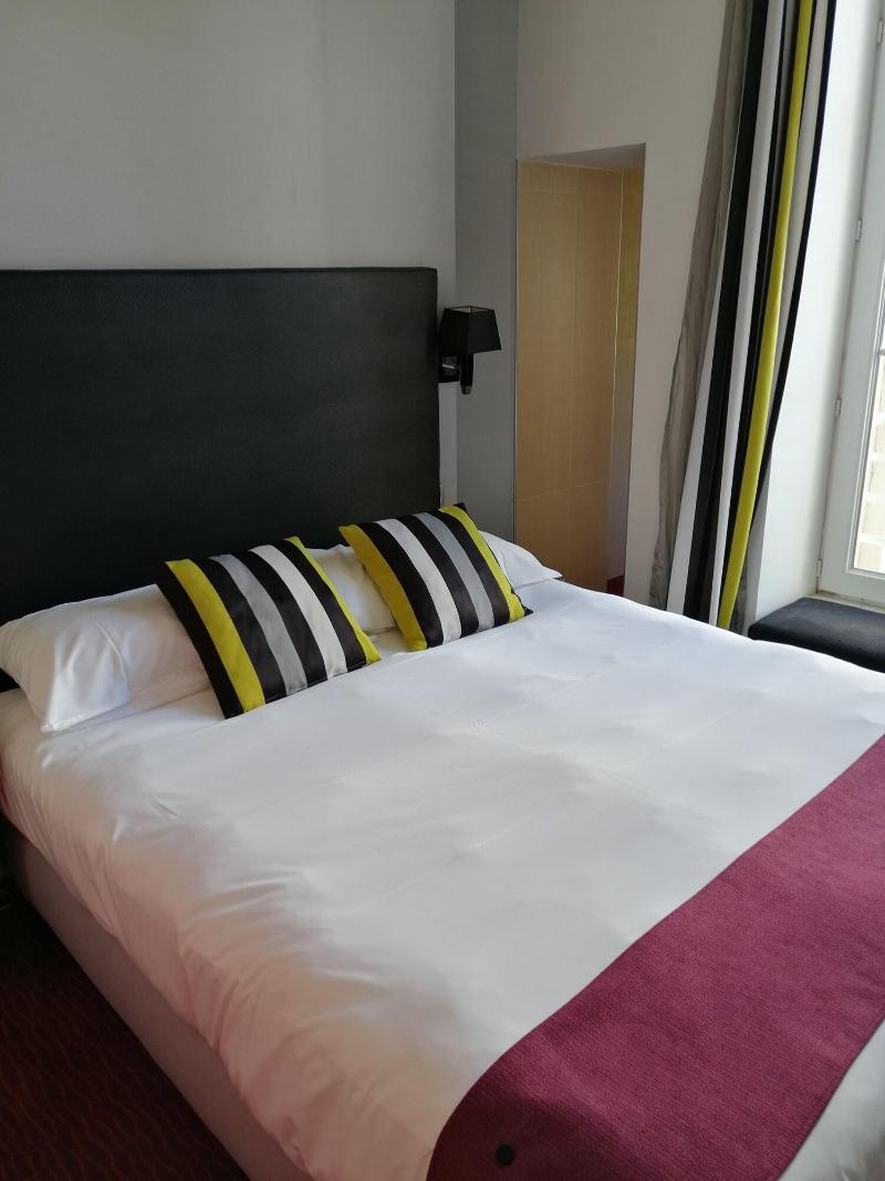 Logis Hotel Saint Martin Orleans Exterior photo