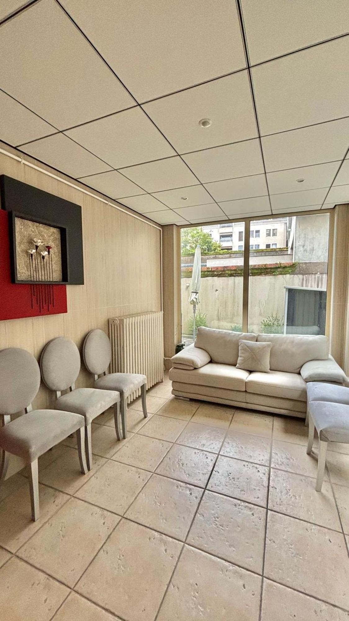 Logis Hotel Saint Martin Orleans Exterior photo