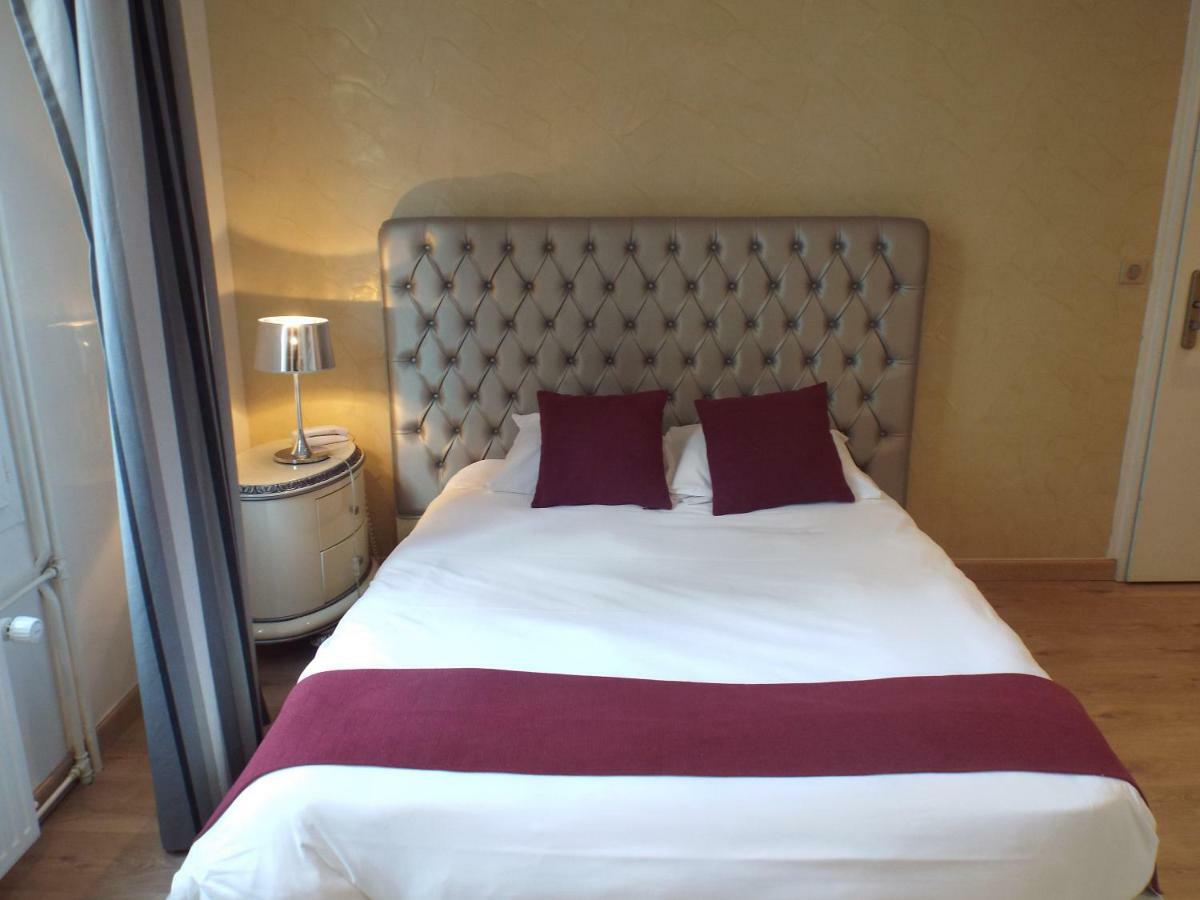 Logis Hotel Saint Martin Orleans Exterior photo